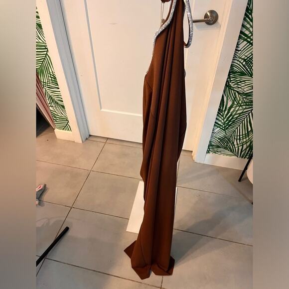 Meshki Nicha Diamante Cutout Maxi Dress in Chocolate NWT Large - Picture 3 of 9